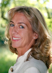  Christel Alisha  van der Walle